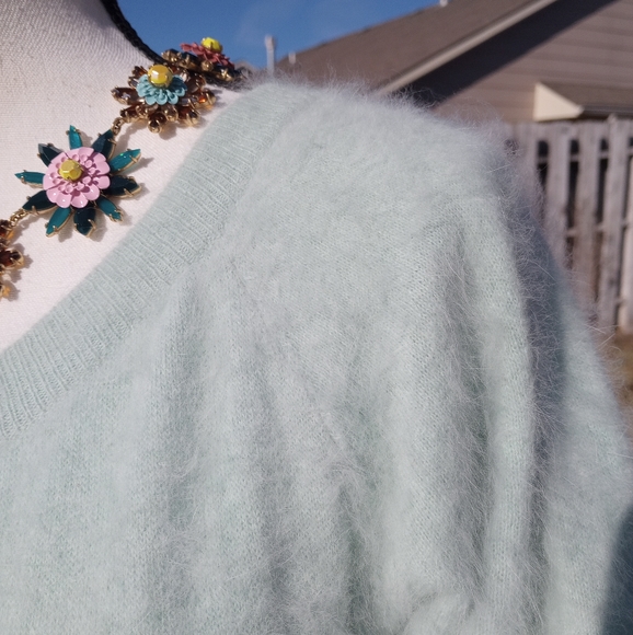 Angora! Motta Knitwear Mint Green Fuzzy Italian Angora Sweater - Picture 3 of 15